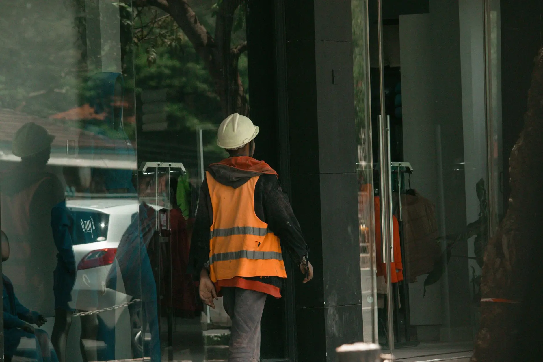 智慧照明技术在道路节能改造中的实际应用与效益分析