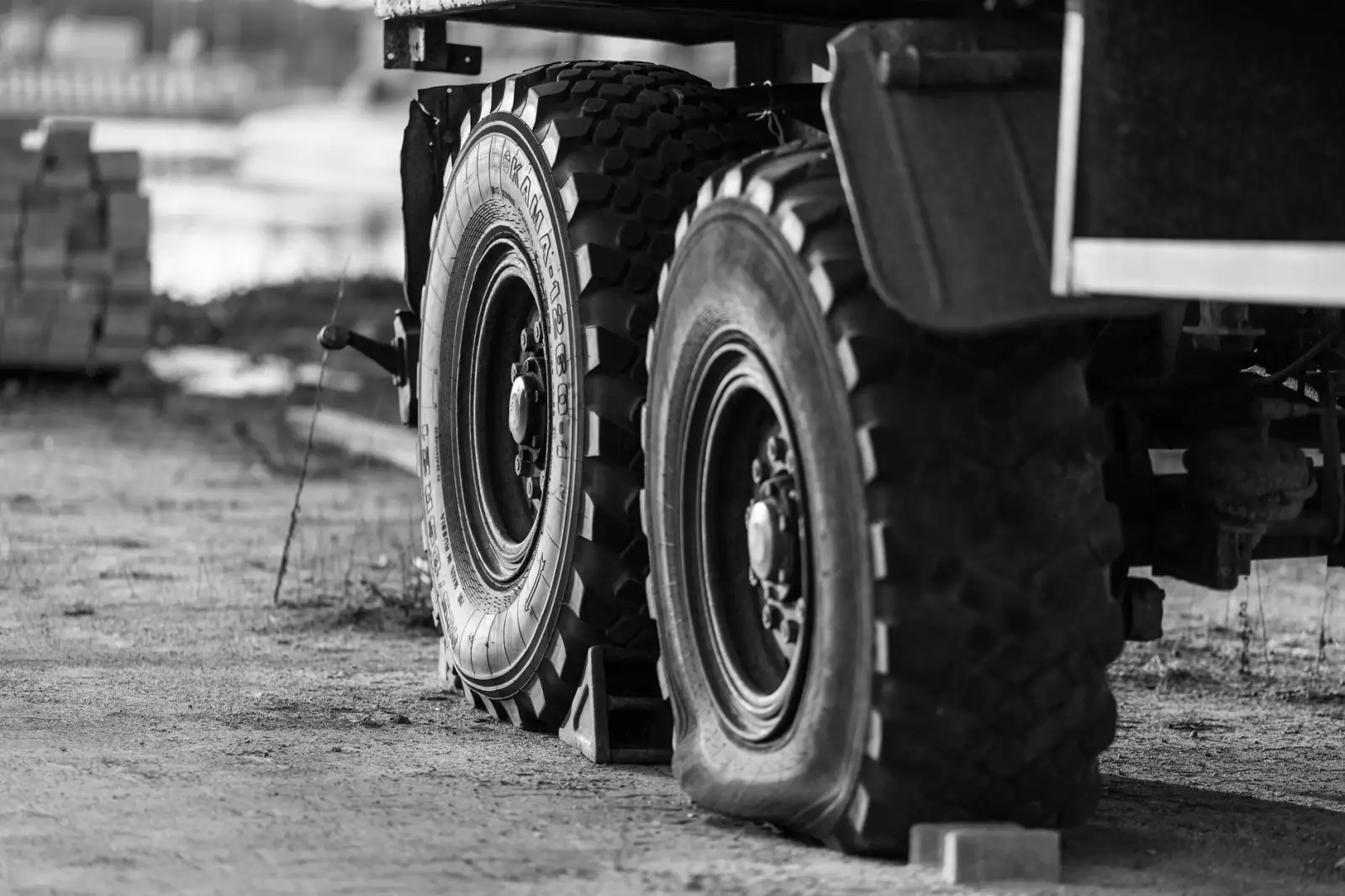 智慧照明改造方案：道路与园区节能灯具替换实践要点