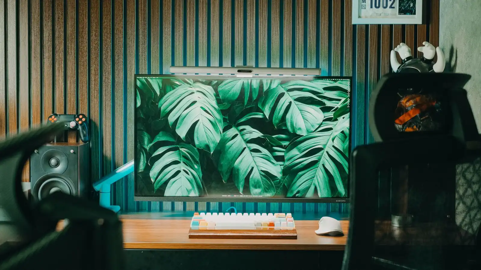 智慧照明灯具选型对比：LED路灯与高压钠灯的能效与维护成本