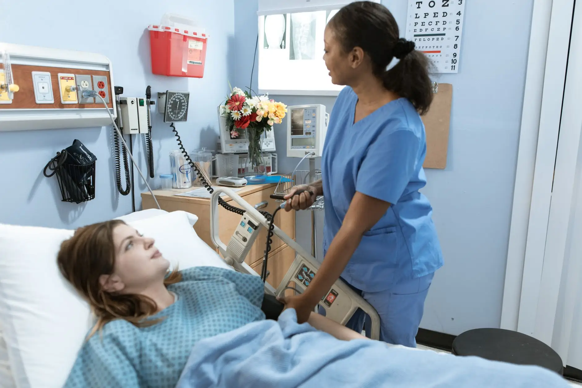 城市路灯物联网升级：智能光控系统能耗对比实测