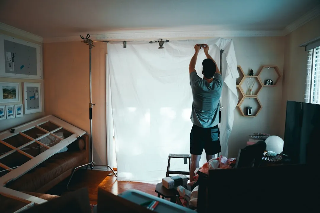 柏照LED灯具与光控系统搭配的能耗管理优势分析