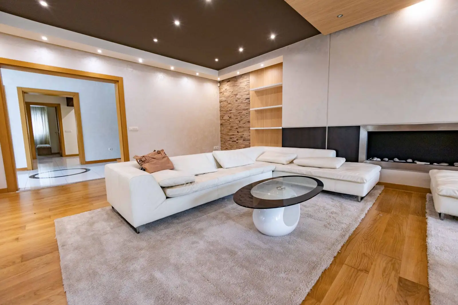 城市道路照明节能改造中的智能光控系统应用与选型要点